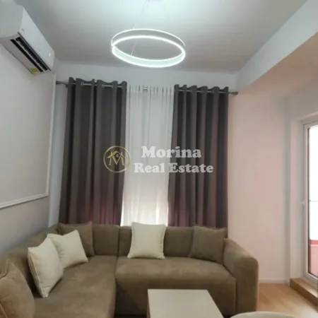 Tirane, jepet me qera apartament 1+1 Kati 4, 62 m² 500 € (Ali Demi)