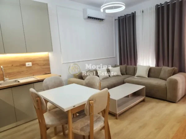 Tirane, jepet me qera apartament 1+1 Kati 4, 62 m² 500 € (Ali Demi)