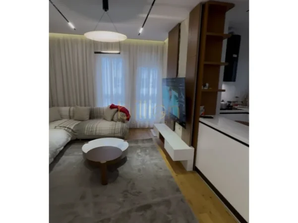 Tirane, shitet 3+1+Ballkon , 168 m² 470.000 € (5 maji)