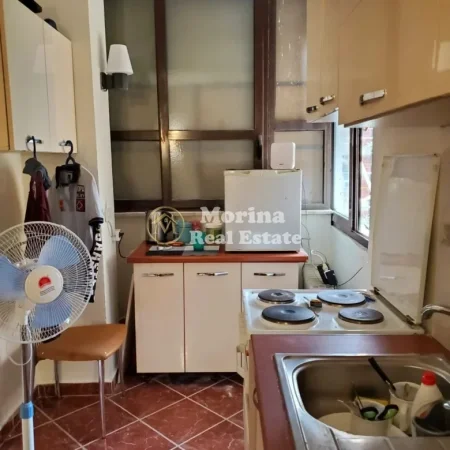 Tirane, jepet me qera garsonier Kati 4, 36 m² 400 € (Rruga e Elbasanit,Lion Park)
