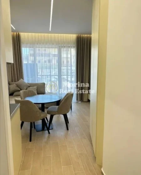 Tirane, jepet me qera apartament 1+1 Kati 5, 65 m² 800 € (Myslym Shyri)