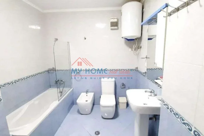 Tirane, jepet me qera apartament 2+1+Ballkon Kati 3, 110 m² 720 € (Zogu i Zi)