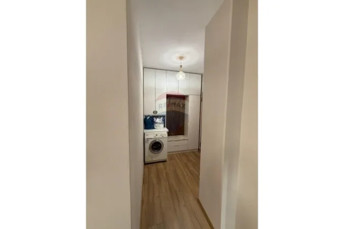 Tirane, jepet me qera apartament 2+1+Aneks+Ballkon Kati 4, 80 m² 880 € (Myslym Shyri)