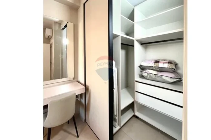 Tirane, jepet me qera apartament 1+1+Ballkon , 85 m² 800 € (Myslym Shyri)