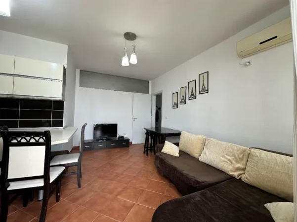 Tirane, jepet me qera 2+1 Kati 9, 72 m² 400 € (TEODOR KEKO)