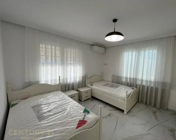 Tirane, jepet me qera apartament 2+1 Kati 4, 115 m² 1.200 € 