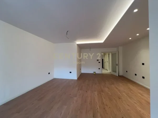 Tirane, shitet apartament 2+1 Kati 8, 110 m² 148.500 € 