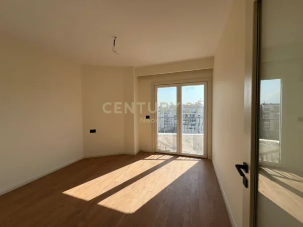 Tirane, shitet apartament 2+1 Kati 8, 110 m² 148.500 € 