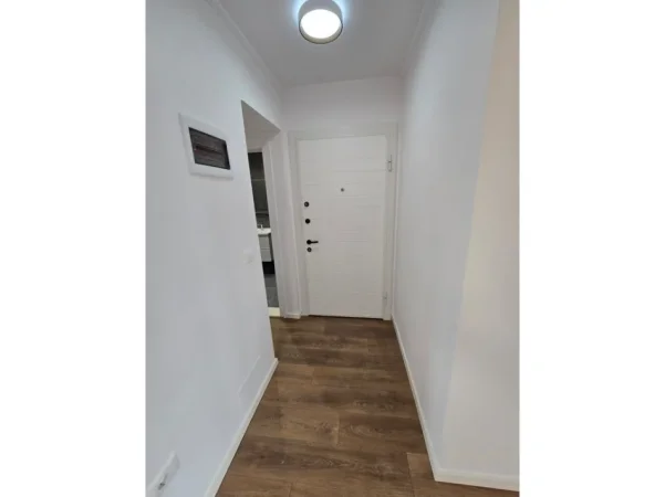 Tirane, shitet apartament 1+1 Kati 4, 52 m² 113.000 € 