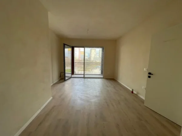 Tirane, jepet me qera apartament 1+1 Kati 1, 66 m² 700 € (Ish Fusha e Aviacionit)