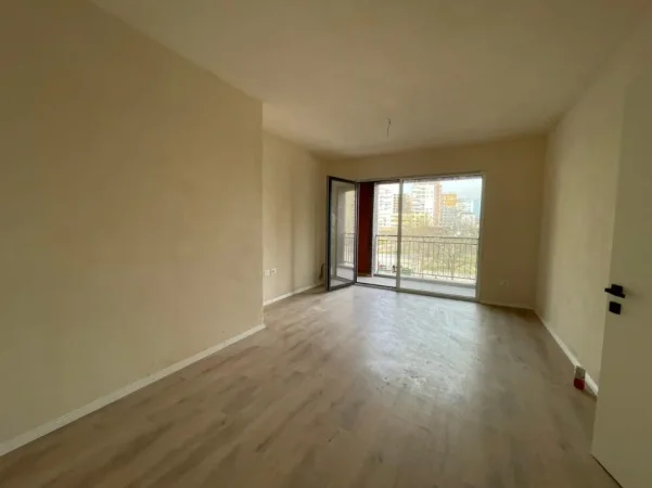 Tirane, jepet me qera apartament 1+1 Kati 1, 66 m² 700 € (Ish Fusha e Aviacionit)