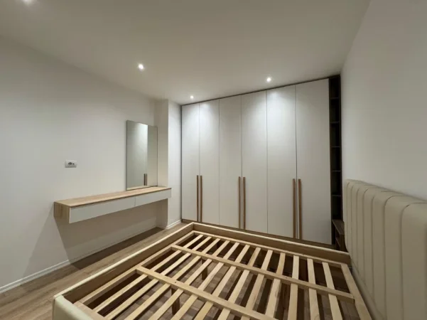 Tirane, shitet apartament 1+1 Kati 5, 66 m² 175.000 € (RRUGA FORTUZI)