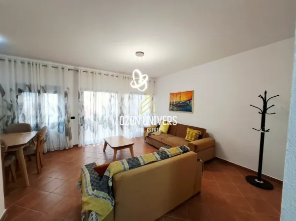 Tirane, jepet me qera apartament 2+1 Kati 3, 115 m² 650 € (Myslym Shyr)