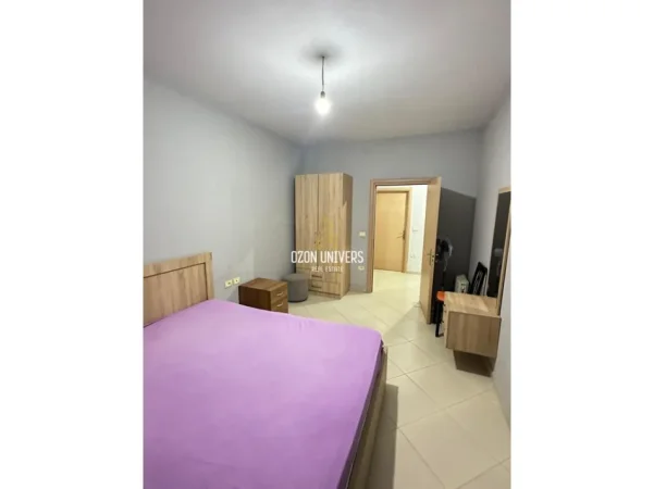 Tirane, jepet me qera apartament 1+1+Ballkon Kati 2, 60 m² 450 € (Selite)