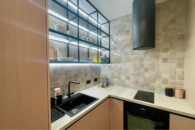 Tirane, jepet me qera apartament 1+1+Ballkon Kati 7, 51 m² 800 € (Myslym Shyri)