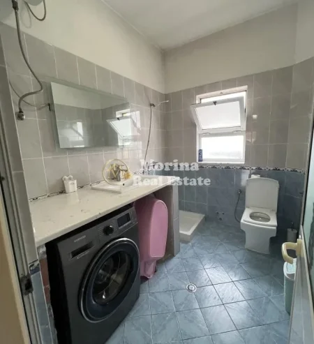 Tirane, jepet me qera apartament 2+1 Kati 3, 100 m² 450 € (Yzberisht)