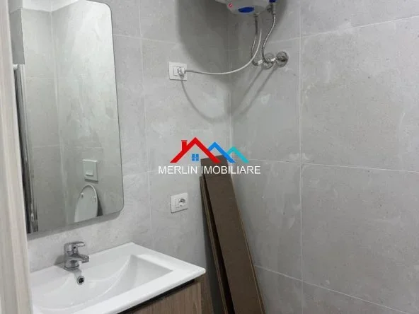Tirane, jepet me qera apartament 1+1+Ballkon Kati 4, 70 m² 600 € (RRUGA PANDI DARDHA,LAPRAKE)