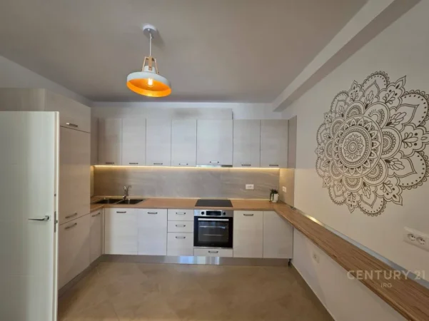 Vlore, shitet apartament , 81 m² 185.000 € 