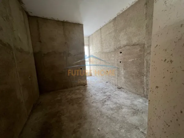 Tirane, jepet me qera ambjent biznesi Kati 1, 110 m² 2.200 € (Kompleksi Kika 2)