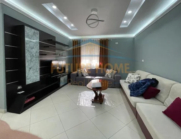 Qira, Apartament 2+1+2+Post Parkimi, Unaza e Re, Tiranë