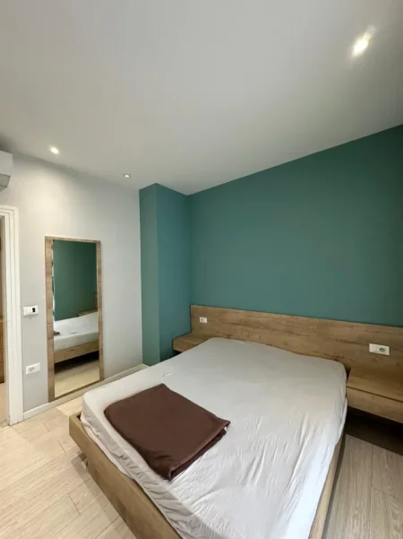 Tirane, jepet me qera apartament 1+1+Ballkon Kati 7, 70 m² 500 € (RROTONDO ASTIRIT)