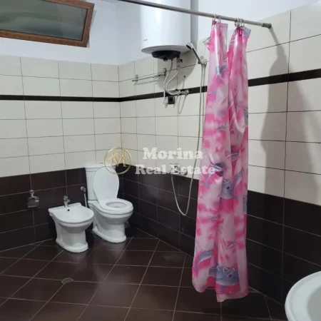 Tirane, jepet me qera apartament 2+1 Kati 2, 100 m² 450 € (Shkoze)