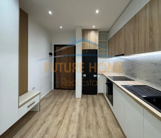 Shitet, Apartament 1+1, Rruga Fortuzi