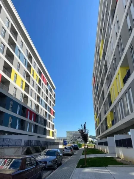 Tirane, shitet apartament 2+1 Kati 2, 92 m² 105.000 € (UNIVERS CITY)