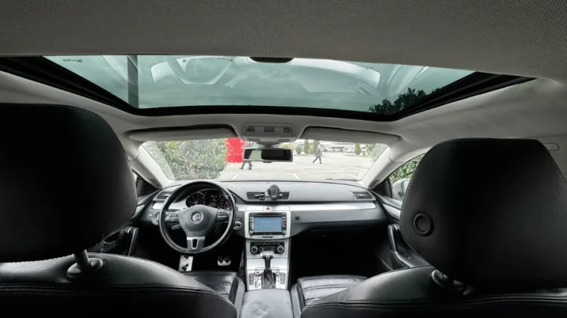 Tirane, shitet makine Passat CC 2010 Nafte, e argjendtë automatik Kondicioner 304.000 km