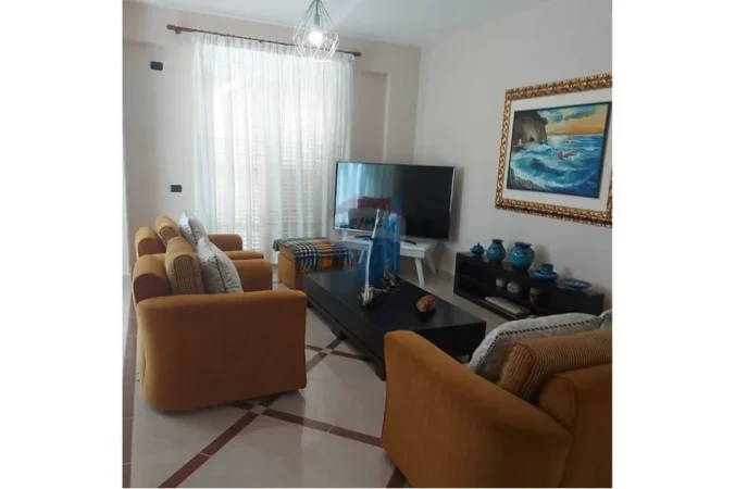 Vlore, shitet apartament+verande | Penthouse 2+1+Aneks+Ballkon Kati 10, 115 m² 2.600.000 € 