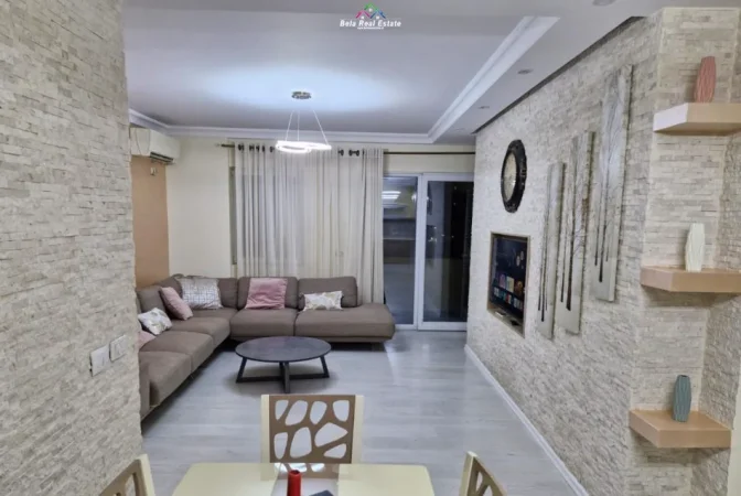 Tirane, shitet apartament 3+1 Kati 4, 127 m² 219.000 € (Rruga Xhanfize Keko)