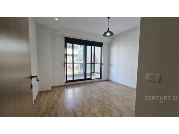 Tirane, shes apartament 1+1 Kati 4, 71 m² 200.000 € (Delijorgji)