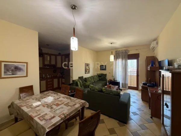 Tirane, shitet apartament 2+1 Kati 10, 110 m² 330.000 € (Prokuroria Tiranes)