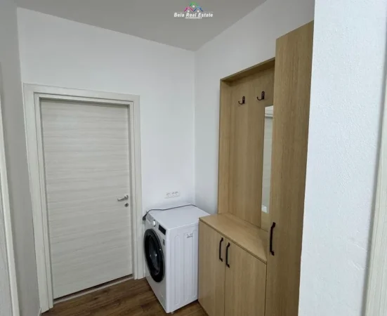 Tirane, jepet me qera apartament 1+1 Kati 3, 82 m² 570 € (Rruga Dritan Hoxha)
