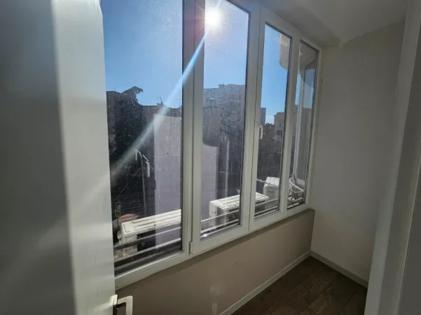 Tirane, shitet apartament 3+1+Ballkon Kati 2, 120 m² (Zogu i Zi)