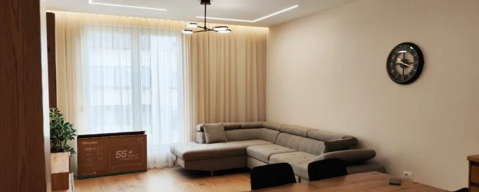 Tirane, jepet me qera apartament 1+1 , 75 m² 700 € 