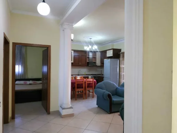 Tirane, jepet me qera Vile Kati 5, 750 m² 3.000 € (Rruga Frang Bardhi)