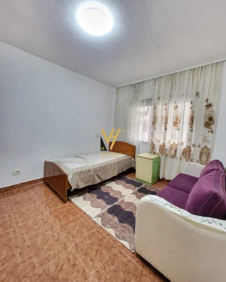 Tirane, jepet me qera apartament 2+1+Ballkon Kati 4, 93 m² 620 € (SHESHI WILLSON)
