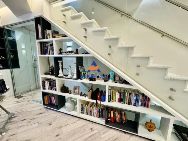 Tirane, shitet apartament 3+1+Ballkon Kati 3, 240 m² 335.000 € 