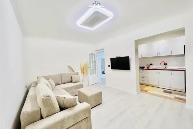 Tirane, jepet me qera apartament 1+1 Kati 3, 65 m² 625 € (Stadiumi Dinamo)