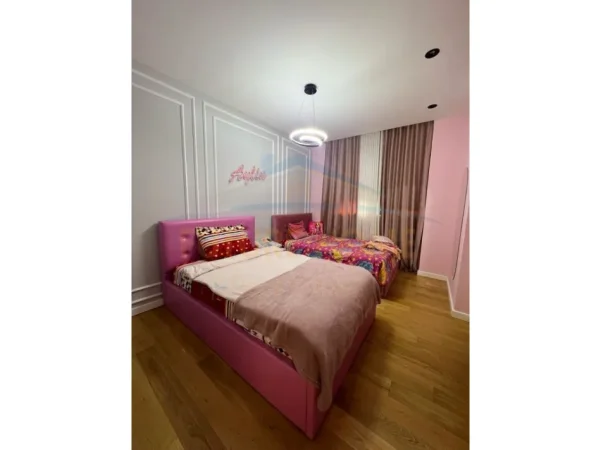 Tirane, shitet apartament 3+1+3+POST PARKIMI  Kati 10, 198 m² 350.000 € (RESIDENCA FUTURE HOME)