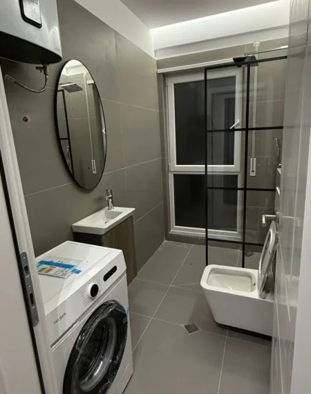 Tirane, jepet me qera apartament 1+1 , 50 m² 400 € 