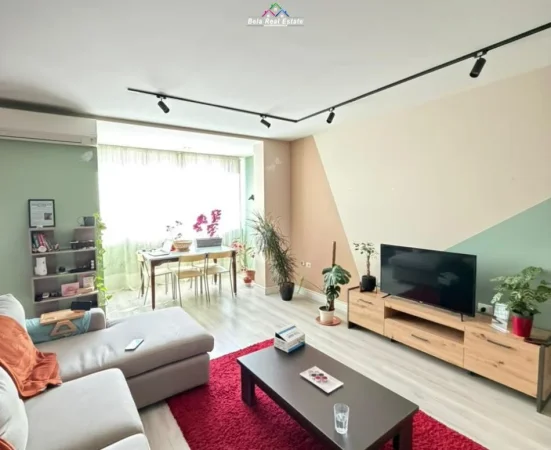 Tirane, jepet me qera apartament 2+1 Kati 3, 100 m² 570 € (Ish Tregu Elektrik)