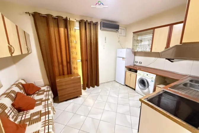 Tirane, jepet me qera apartament 2+1 Kati 0, 60 m² 520 € (bulevardi zogu i pare)