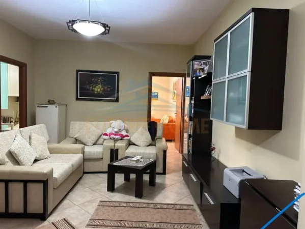 Tirane, shitet apartament 2+1+2+Ballkon Kati 7, 115 m² 160.000 € (Rruga 5 Maji)
