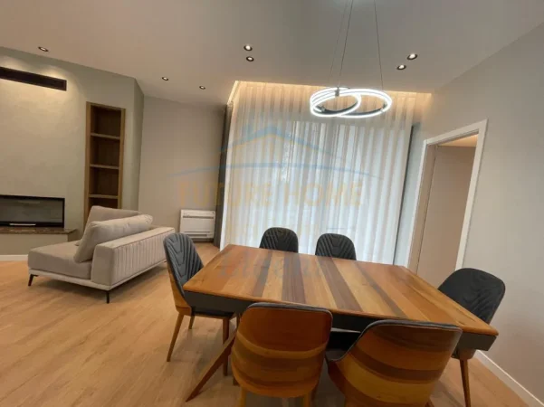 Tirane, jepet me qera Vile 3 Katshe , 280 m² 5.600 € 