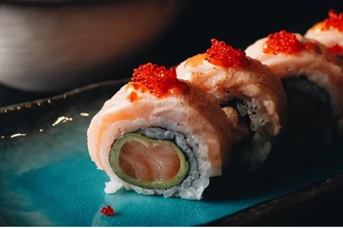 Tirane, shitet bar-resorant , 170 m² 155.000 € 