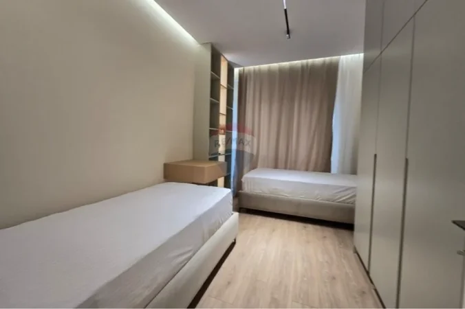 Tirane, shitet apartament , 106 m² 285.000 € 