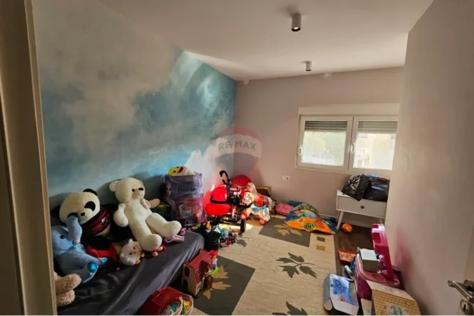 Tirane, shitet apartament , 109 m² 233.000 € (Rr.Kavajes)