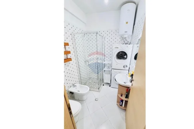 Tirane, shitet apartament , 66 m² 118.000 € 